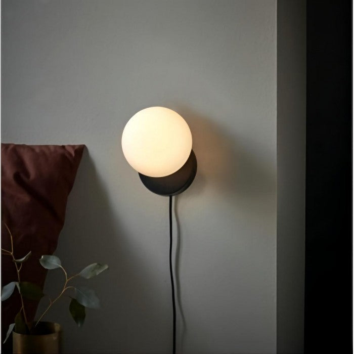 Oriva | lámpara colgante minimalista en forma de esfera