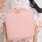 GlamBolt️ | Radiante en movimiento con bolsa de maquillaje LED