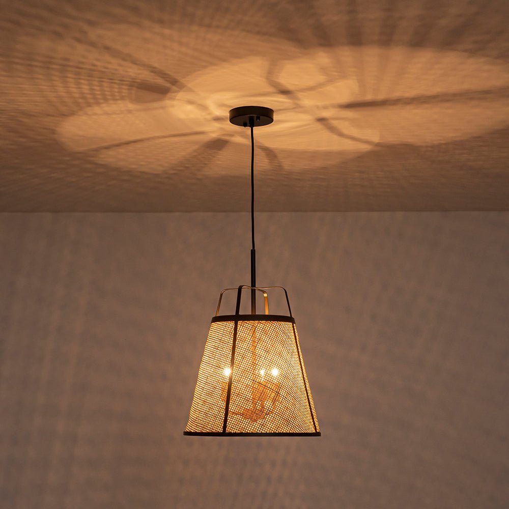 Lámpara Colgante Cónica Hueca de Ratan Tejido a Mano de 3 Luces Boho