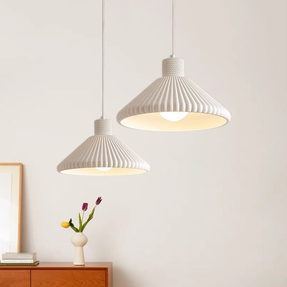 Moderna Lámpara Colgante Conical de Resina con Pliegues de 1 Luz para Mesa de Comedor