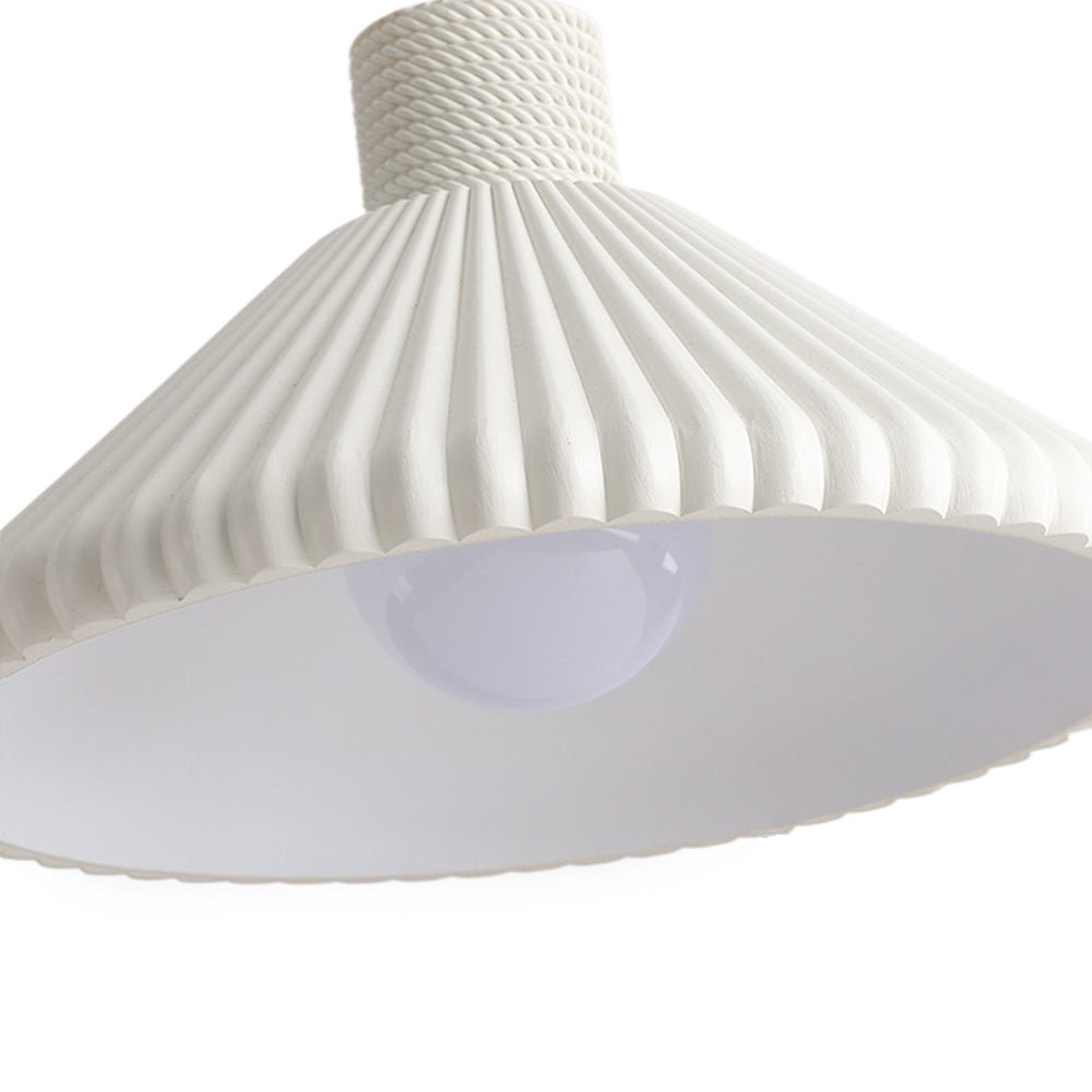 Moderna Lámpara Colgante Conical de Resina con Pliegues de 1 Luz para Mesa de Comedor
