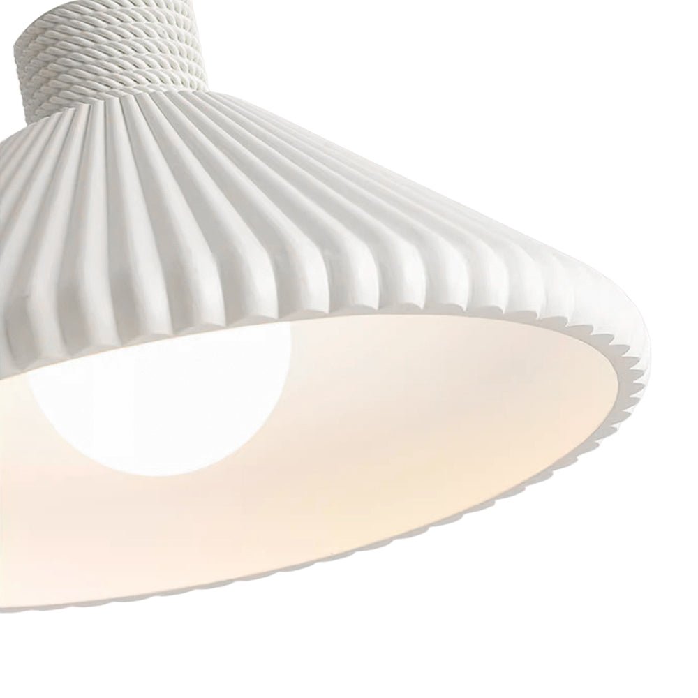 Moderna Lámpara Colgante Conical de Resina con Pliegues de 1 Luz para Mesa de Comedor