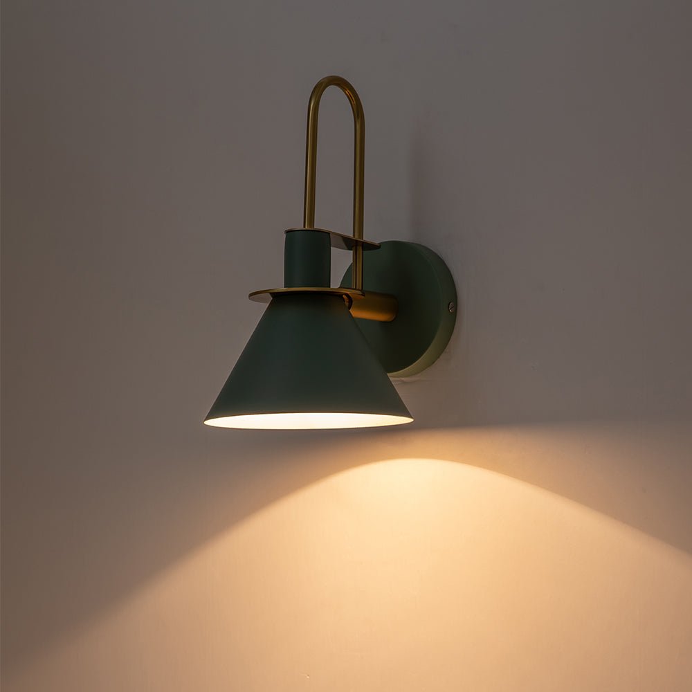 Luz de Pared Cono Moderna de 1 Luz para Mesita de Noche