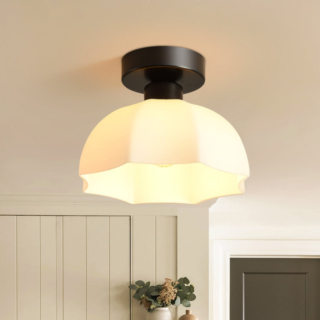 Luz de Techo de Pantalla de Cúpula Blanca con Diseño Escallopado y 1 Luz Minimalista Moderna