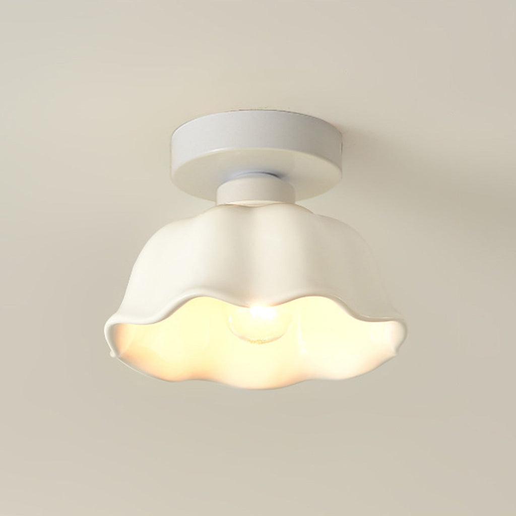 Luz de Techo de Cerámica Blanca con Diseño de Flor Escallopada Retro Minimalista de 1 Luz