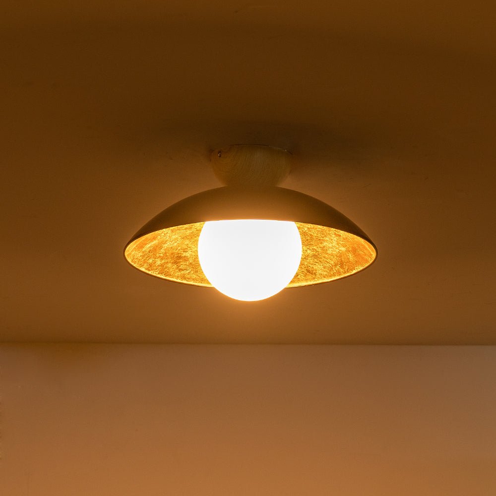 Montaje Semi Empotrado Escandinavo de 1 Luz en Hoja de Oro con Pantalla de Vidrio