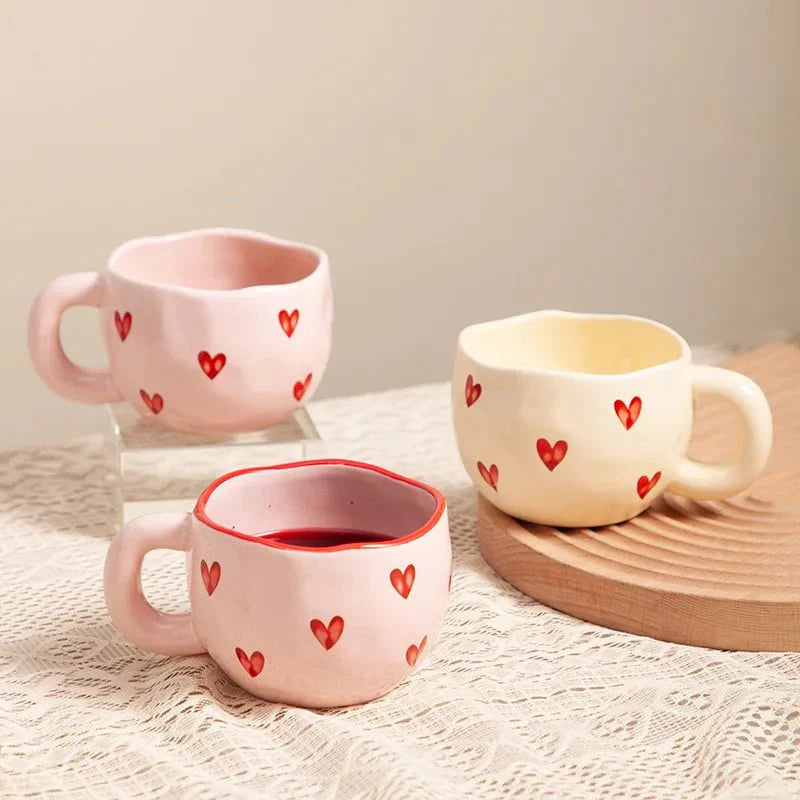 HeartMug - Taza en forma de corazón diseñada para amor y confort