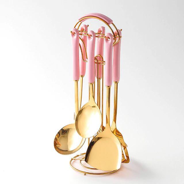 Utensilios de Cocina Dorados con Soporte