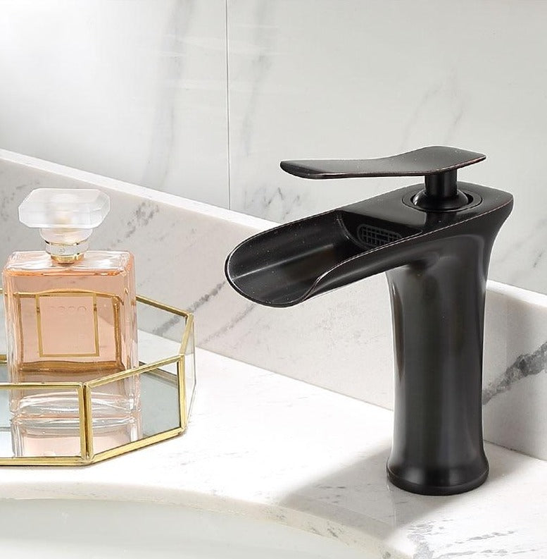 Grifo de Baño Moderno – Diseño Elegante