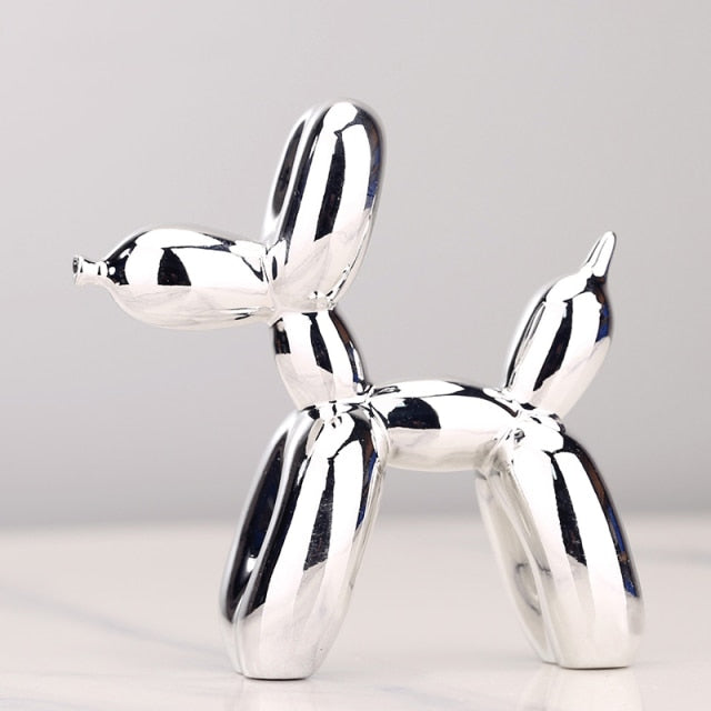 Carvallo – Escultura Moderna de Perro de Globo con Acabado Metálico