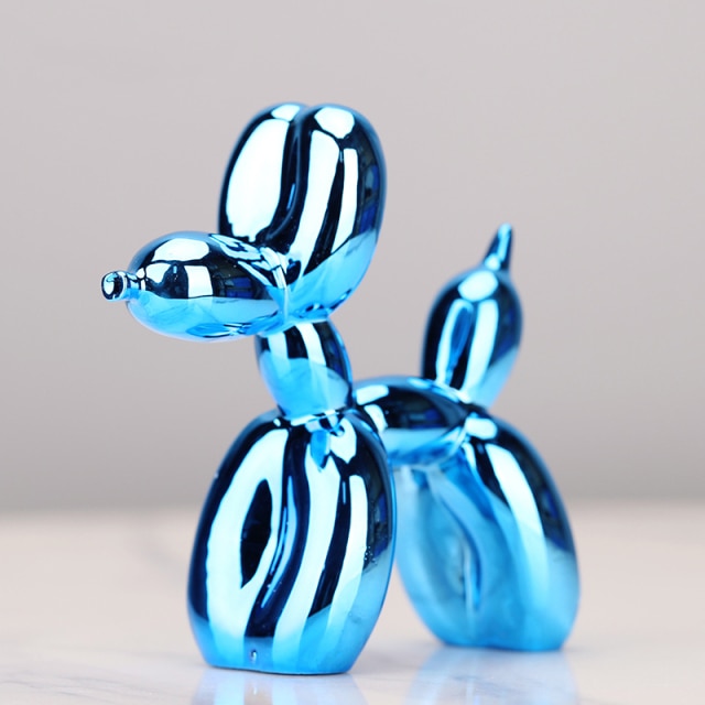 Carvallo – Escultura Moderna de Perro de Globo con Acabado Metálico