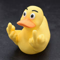 Figura de pato con el dedo medio en resina, decoraciones divertidas