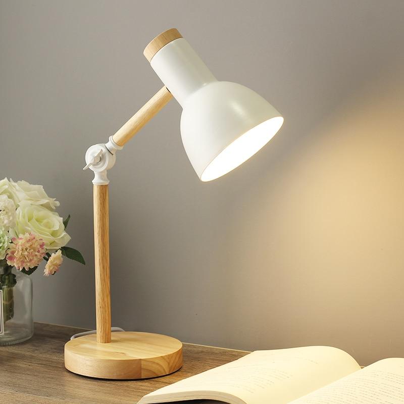 Lámpara de Escritorio de Madera Escandinava con Diseño Plegable