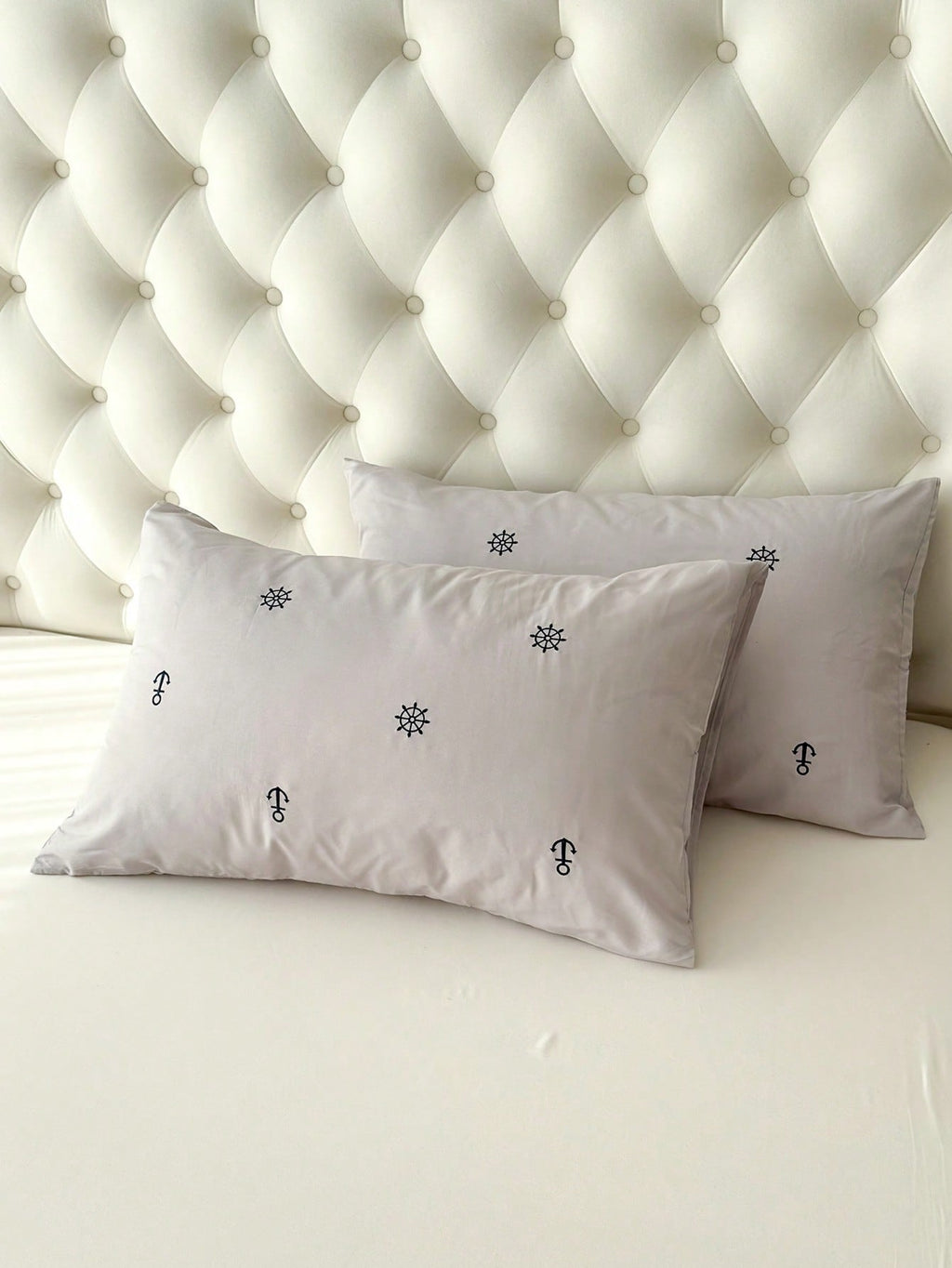 StellarDream - Juego de fundas de almohada de 2 piezas con diseño de estrella y luna
