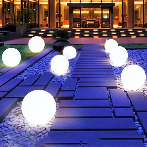 SphereBright™ - Lámpara de Jardín Esférica