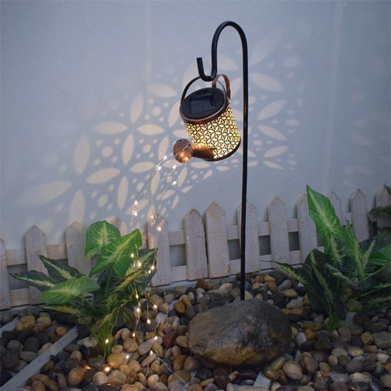 Regadera Solar - Decoración Mágica para el Jardín