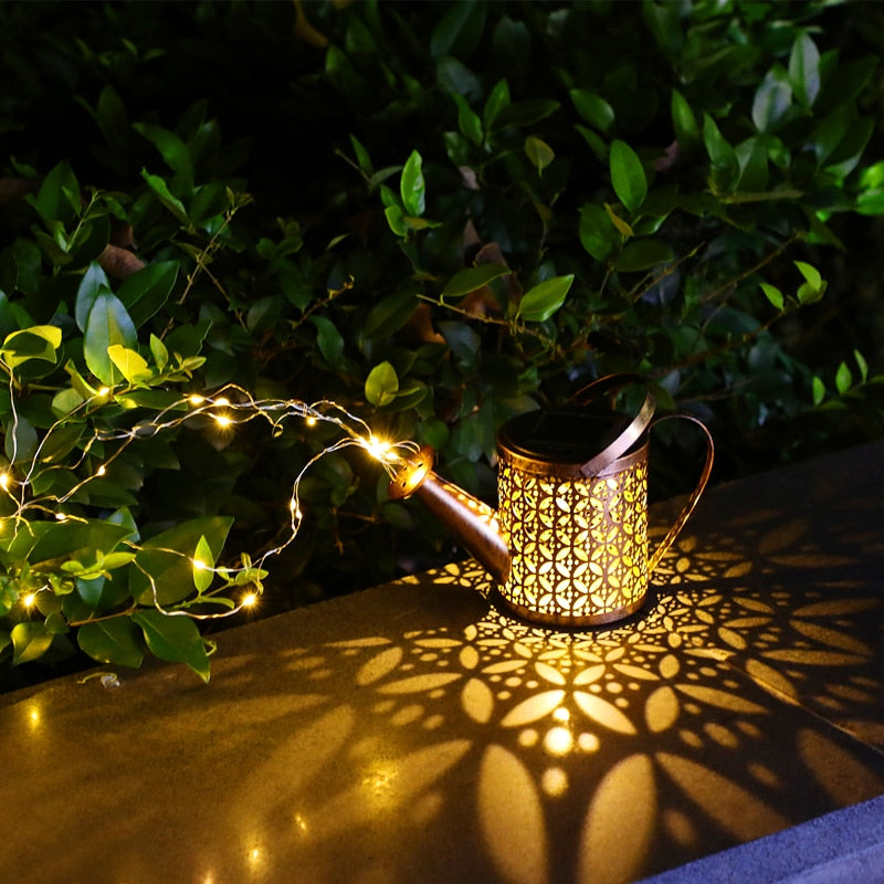 Regadera Solar - Decoración Mágica para el Jardín