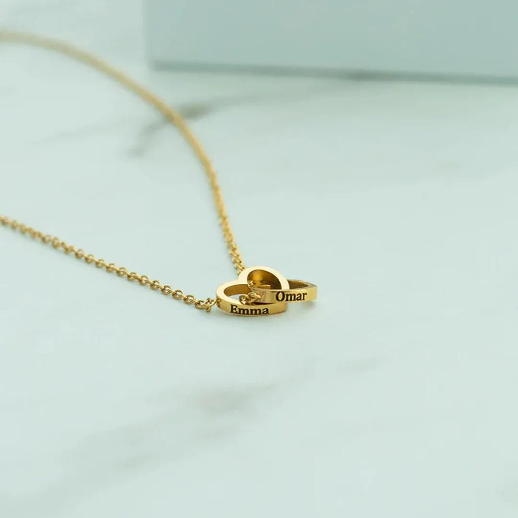 Cofre Rosa Eterna y Collar Grabado