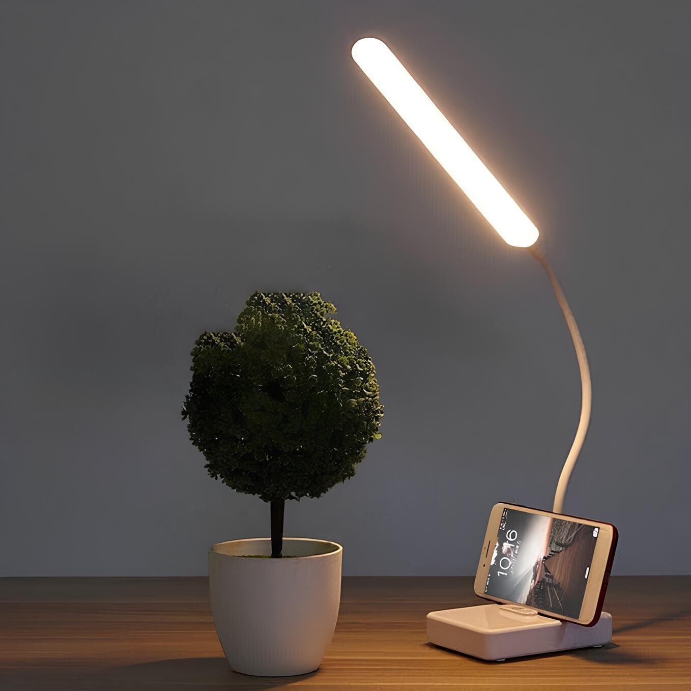 Lámpara de Escritorio de Brazo Flexible Recargable por USB