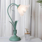 Florina | Lámpara de mesa con pantalla en forma de flor