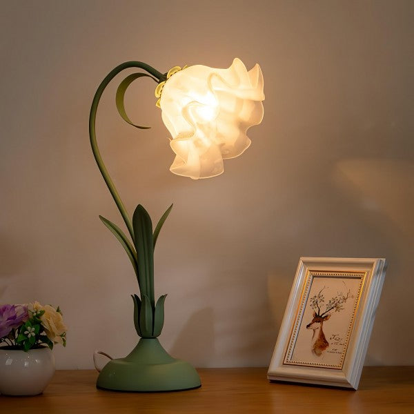 Florina | Lámpara de mesa con pantalla en forma de flor