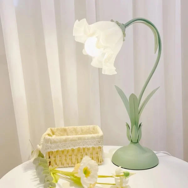 Florina | Lámpara de mesa con pantalla en forma de flor