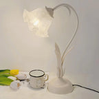 Florina | Lámpara de mesa con pantalla en forma de flor