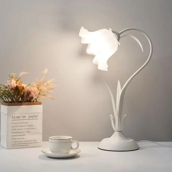 Florina | Lámpara de mesa con pantalla en forma de flor