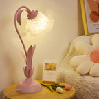 Florina | Lámpara de mesa con pantalla en forma de flor