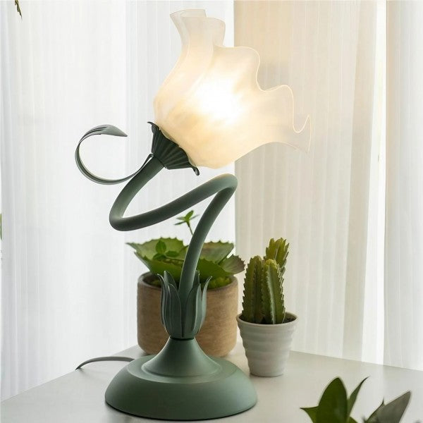 Florina | Lámpara de mesa con pantalla en forma de flor