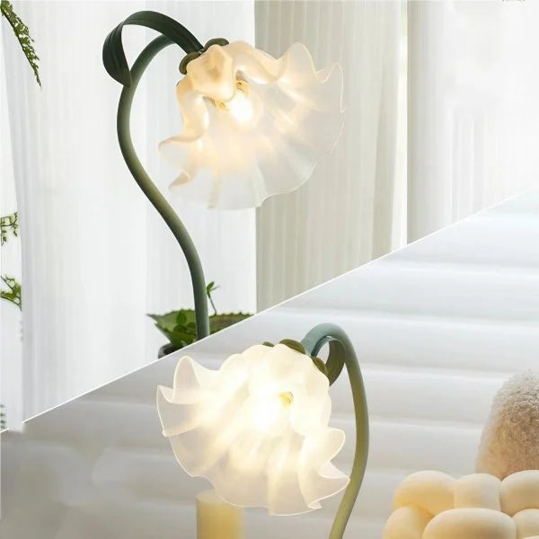 Florina | Lámpara de mesa con pantalla en forma de flor
