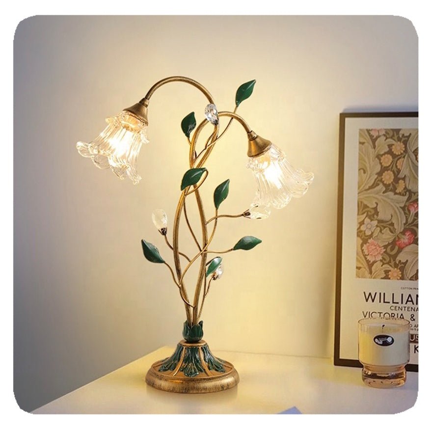 Lámpara de Mesa de Flores Brigitte Vintage - Oro y Cristal