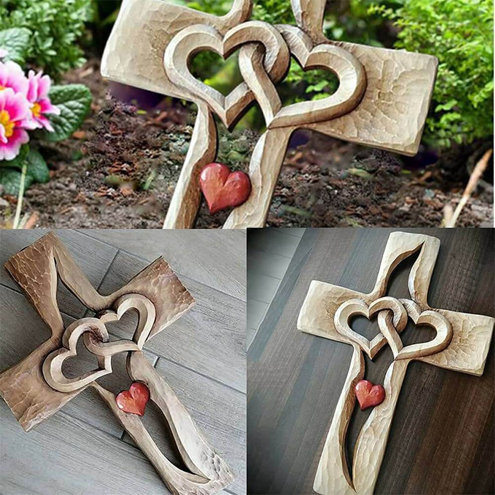 Corazones Entretejidos | Cruz de Madera Tallada
